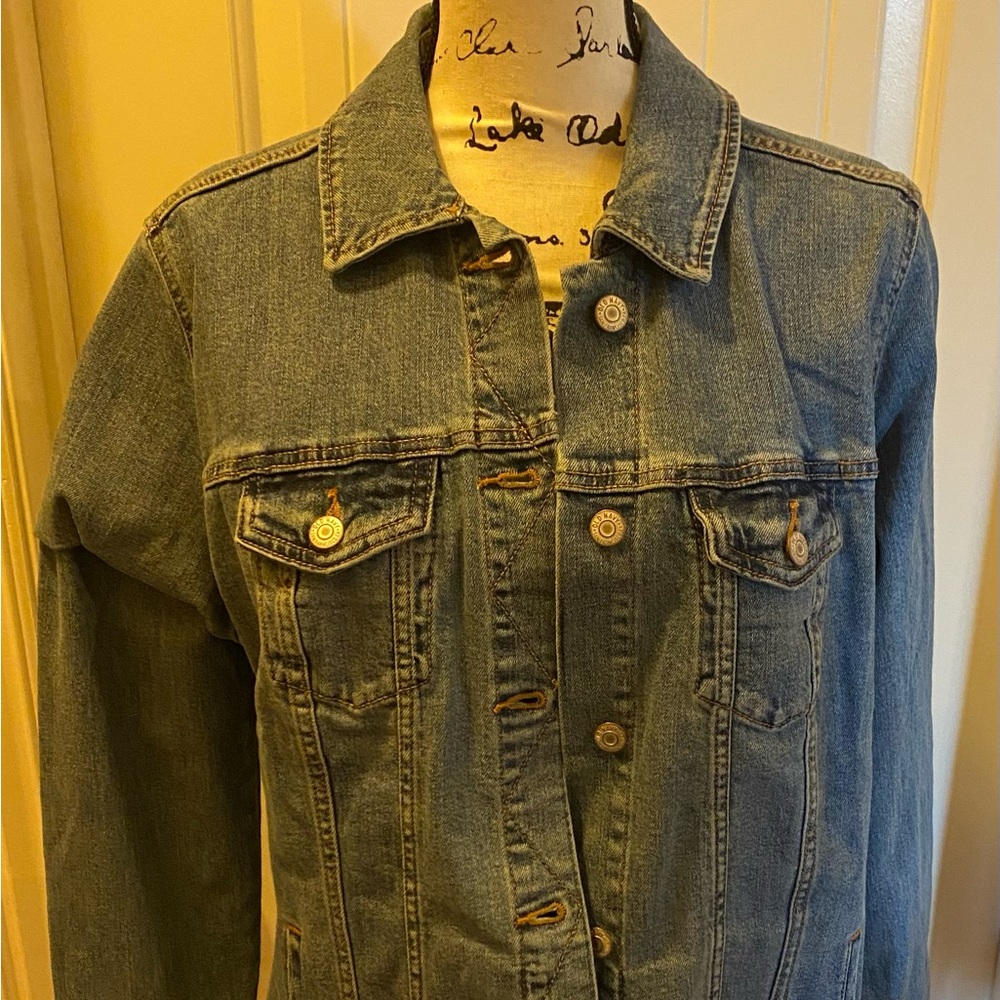 NWT Old Navy Womens Denim Jean Trucker Jacket Plus Size 1X Blue Light Wash